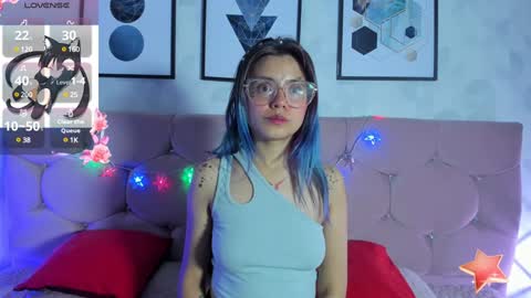 Yukki Kuran online show from 01/11/25, 01:59