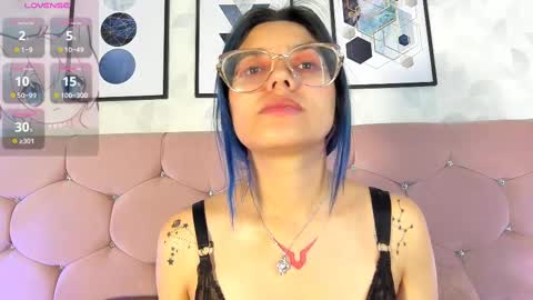 Yukki Kuran online show from 03/04/25, 08:24