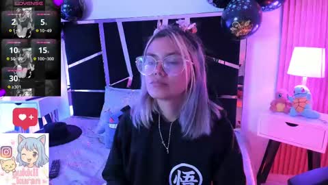 Yukki Kuran online show from 10/03/25, 03:03