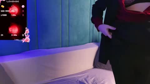 Snapshot of yukodiva chatting on 10/14/25, 08:20 Yuko online show from 10/14/25, 08:20