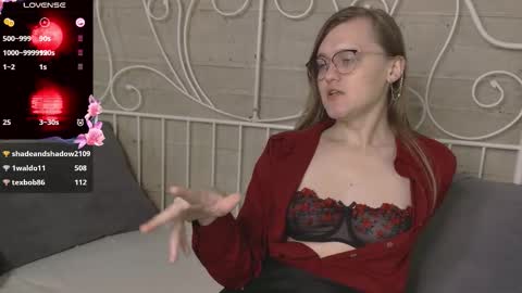 Snapshot of yukodiva chatting on 10/23/25, 03:28 Yuko online show from 10/23/25, 03:28