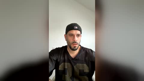 yul53 online show from 07/18/26, 06:12