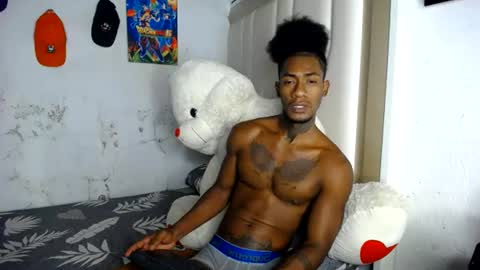 Snapshot of yulian_23 chatting on 06/12/26, 09:14 Ivan online show from 06/12/26, 09:14