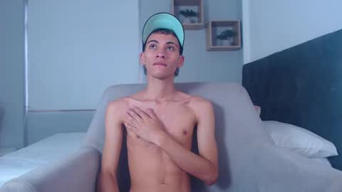Snapshot of yulian_vasquez chatting on 02/18/25, 12:28 yulian_vasquez online show from 02/18/25, 12:28