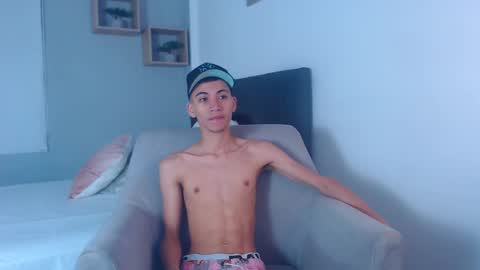 Snapshot of yulian_vasquez chatting on 02/25/25, 12:13 yulian_vasquez online show from 02/25/25, 12:13