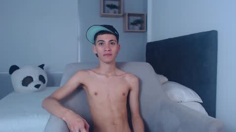 Snapshot of yulian_vasquez chatting on 03/03/25, 12:16 yulian_vasquez online show from 03/03/25, 12:16