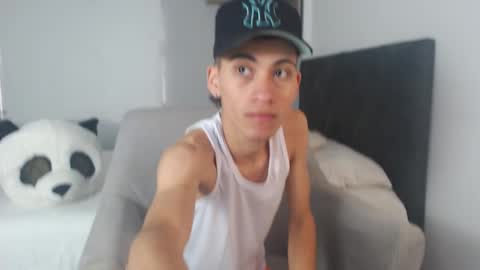 Snapshot of yulian_vasquez chatting on 03/06/25, 12:19 yulian_vasquez online show from 03/06/25, 12:19