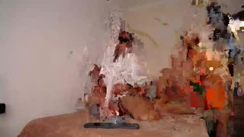 Snapshot of yulianpereira25 chatting on 11/02/25, 03:42 yulian 2811 online show from 11/02/25, 03:42