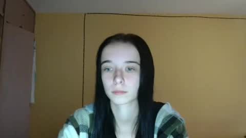 Snapshot of yuliastar chatting on 10/23/25, 07:07 Yuliia online show from 10/23/25, 07:07