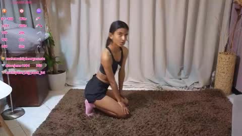 yuliethpetite online show from 03/10/26, 11:15