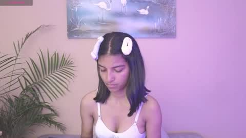 yuliethpetite online show from 06/08/26, 08:20