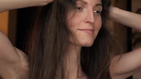 yulla dao online show from 10/04/25, 06:50