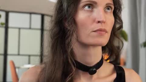 yulla dao online show from 10/25/25, 04:02