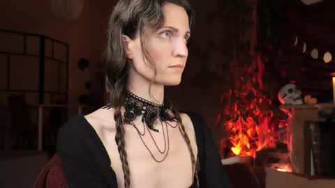 yulla dao online show from 10/29/25, 05:14