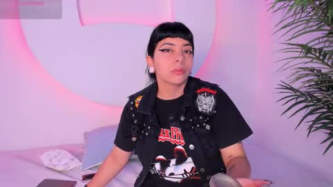 Snapshot of yumeko_jabami chatting on 09/23/25, 11:57 YUMEKO online show from 09/23/25, 11:57