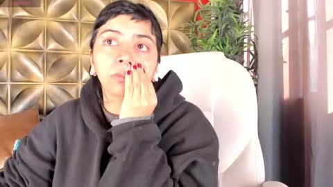 Snapshot of yumeko_jabami chatting on 10/28/25, 12:09 YUMEKO online show from 10/28/25, 12:09