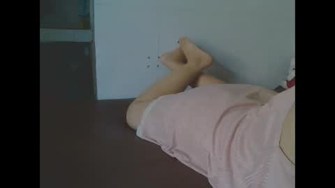 Snapshot of yumi123_ chatting on 10/17/25, 02:04 yumi123_ online show from 10/17/25, 02:04