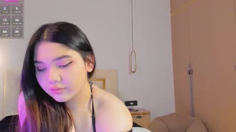 Snapshot of yummmym chatting on 10/03/25, 02:14 Yummy online show from 10/03/25, 02:14