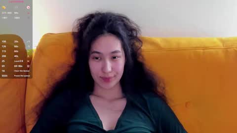 Snapshot of yummy_lamii chatting on 03/21/26, 08:19 Cindey online show from 03/21/26, 08:19
