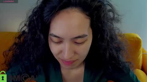 Snapshot of yummy_lamii chatting on 03/26/26, 02:50 Cindey online show from 03/26/26, 02:50