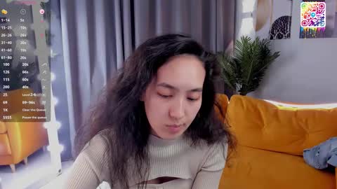Snapshot of yummy_lamii chatting on 03/27/26, 08:26 Cindey online show from 03/27/26, 08:26