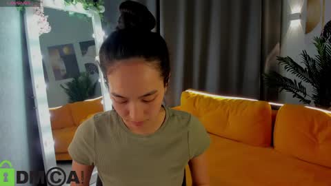 Snapshot of yummy_lamii chatting on 04/01/26, 12:50 Cindey online show from 04/01/26, 12:50