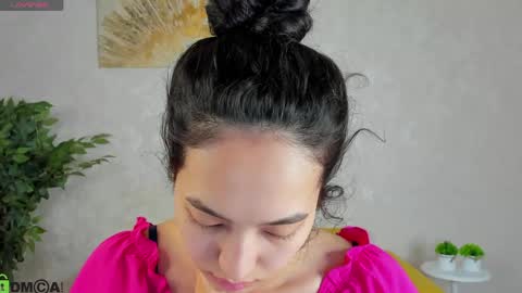 Snapshot of yummy_lamii chatting on 04/13/26, 03:34 Cindey online show from 04/13/26, 03:34