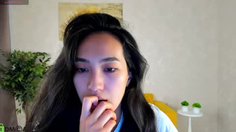 Snapshot of yummy_lamii chatting on 04/30/26, 03:46 Cindey online show from 04/30/26, 03:46