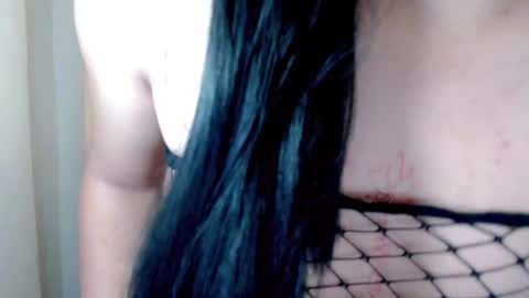 Snapshot of yummy_xandra chatting on 06/01/26, 02:35 Xandra online show from 06/01/26, 02:35