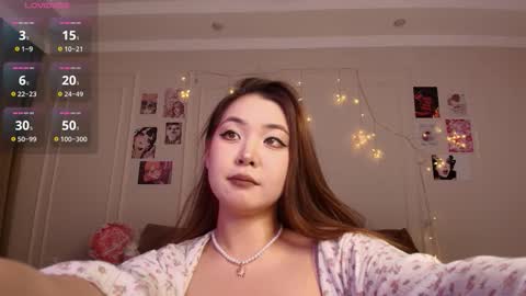 Snapshot of yummy_yuna chatting on 01/15/26, 10:02 Yumi online show from 01/15/26, 10:02