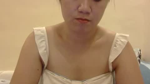 yummyclaya online show from 02/18/26, 01:07