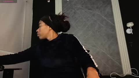 Snapshot of yummyduo chatting on 11/23/25, 11:54 Yummyduo online show from 11/23/25, 11:54