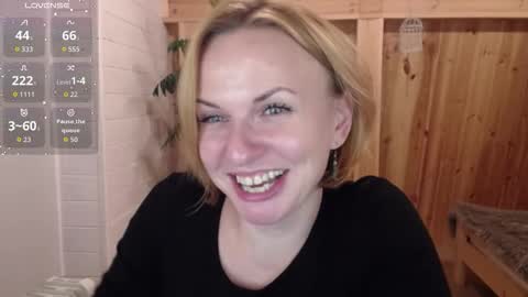 Snapshot of yummylilya chatting on 10/03/25, 03:42 Lillya online show from 10/03/25, 03:42