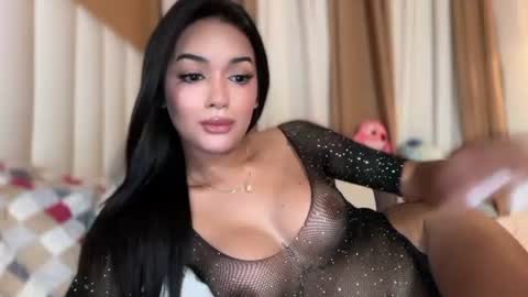 Goddes Renalyn online show from 06/15/26, 06:04