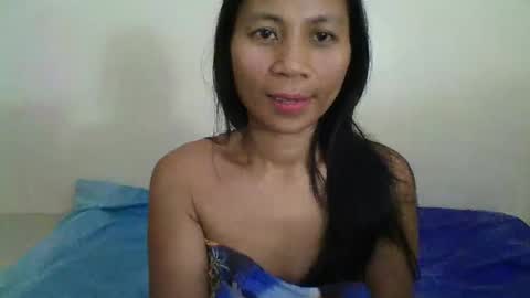 Snapshot of yuna_05 chatting on 02/05/26, 04:33 yuna_05 online show from 02/05/26, 04:33