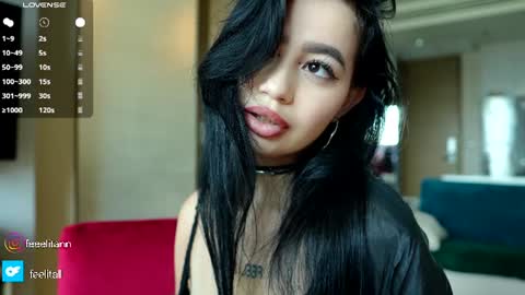 yuna_leen online show from 06/15/26, 05:20