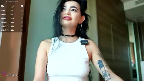 yuna_leen online show from 07/15/26, 09:47