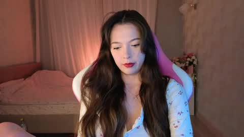 Snapshot of yuna_sunshy chatting on 03/22/26, 12:36 Yuna online show from 03/22/26, 12:36