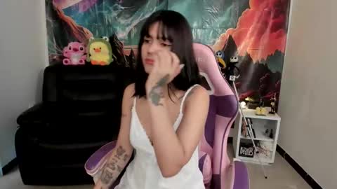 Snapshot of yunablack chatting on 02/27/26, 03:12 Yuna online show from 02/27/26, 03:12