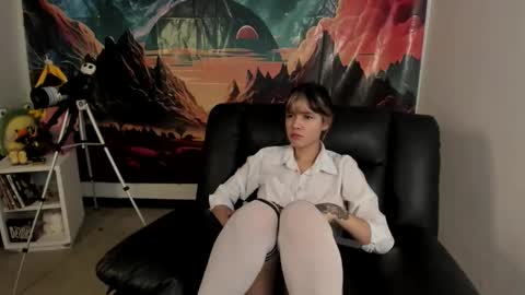 Snapshot of yunablack chatting on 04/02/26, 03:09 Yuna online show from 04/02/26, 03:09