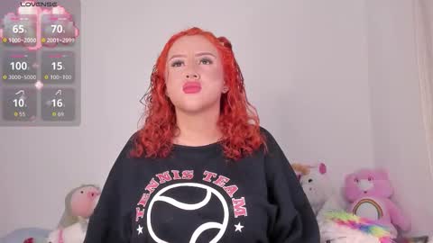 yunahott_ online show from 10/13/25, 03:39