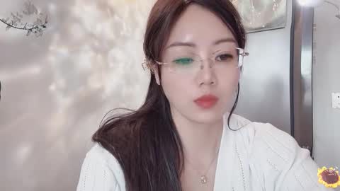 YunEr online show from 02/27/25, 07:34