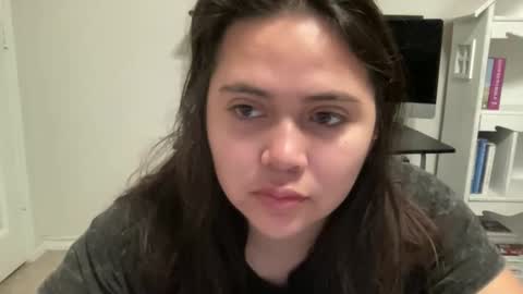 Snapshot of yungtorii chatting on 11/15/25, 01:29 yungtorii online show from 11/15/25, 01:29