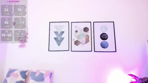 Snapshot of yunna7 chatting on 11/05/25, 11:32 Yunna online show from 11/05/25, 11:32