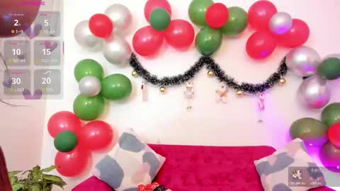 Snapshot of yunna7 chatting on 12/04/25, 11:30 Yunna online show from 12/04/25, 11:30