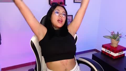 Angelly online show from 04/17/26, 11:30
