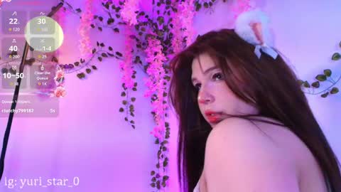 Snapshot of yuri_stars chatting on 09/19/25, 12:45 Yuri Stars online show from 09/19/25, 12:45