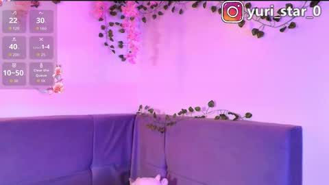 Snapshot of yuri_stars chatting on 11/19/25, 03:39 Yuri Stars online show from 11/19/25, 03:39