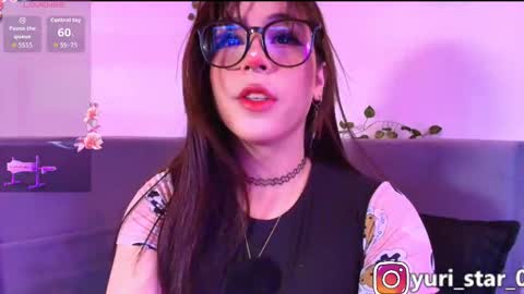 Snapshot of yuri_stars chatting on 11/23/25, 04:23 Yuri Stars online show from 11/23/25, 04:23