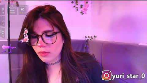 Snapshot of yuri_stars chatting on 11/30/25, 02:43 Yuri Stars online show from 11/30/25, 02:43